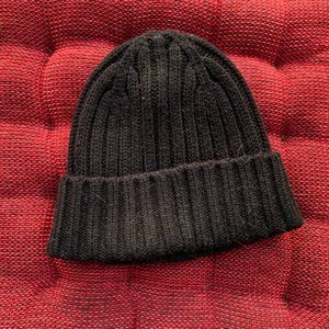UNIQLO Black ribbed Heattech beanie